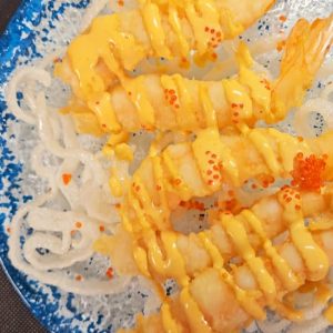 Langostinos crujientes de Umami, restaurante en Somo