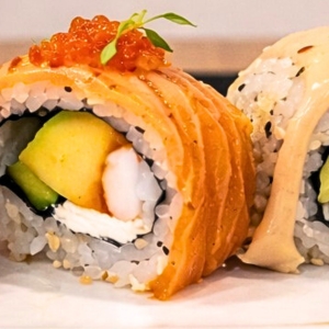 comer sushi en somo